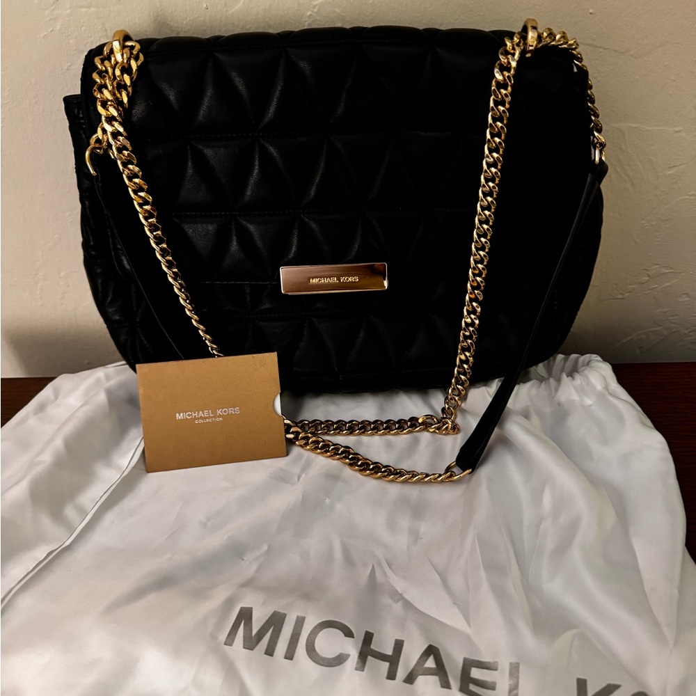 Michael Kors purse